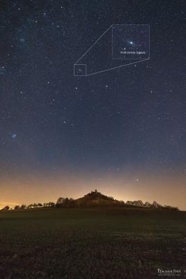 Sternenhimmel über dem Desenberg