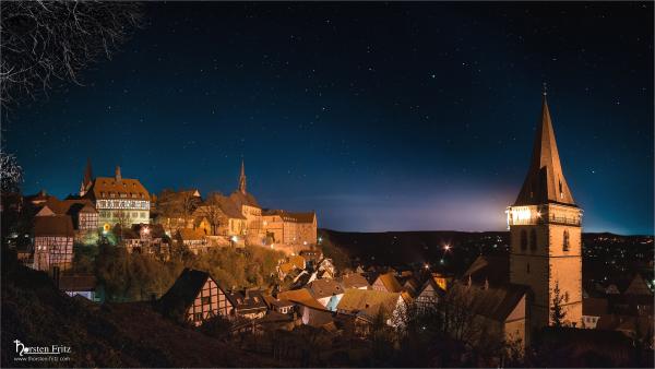 Warburg - Ausblick von der Kanone bei nacht.