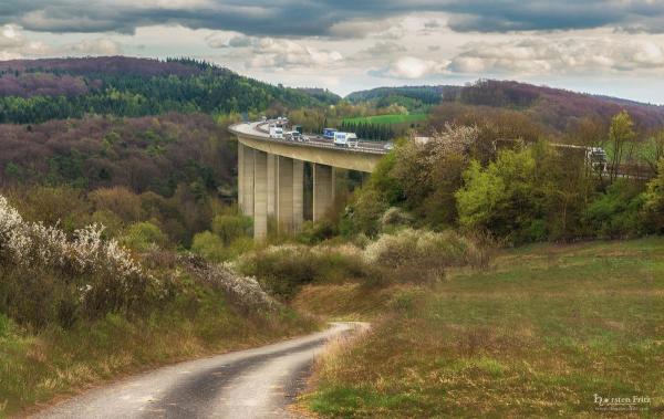 Autobahnbrücke bei Warburg