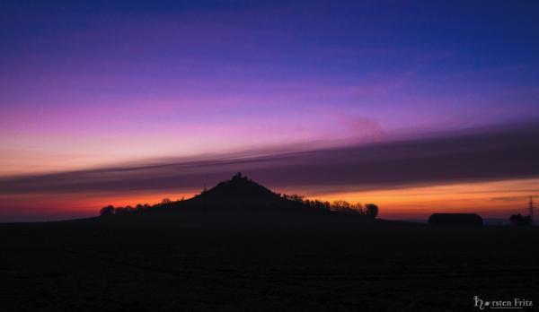 Morgengrauen am Desenberg                 