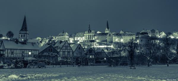 Warburger Südansicht im Winter            