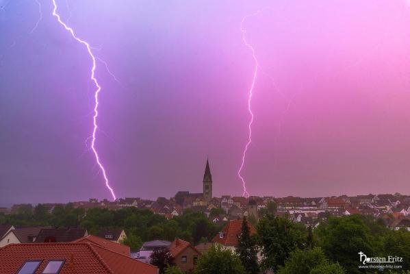 Blitz und Donner über Warburg